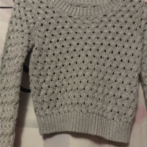 Kids Justice Gray Silver
Tinsel Long Sleeve Crop Knit
Sweater Size 12 - Picture 3 of 7